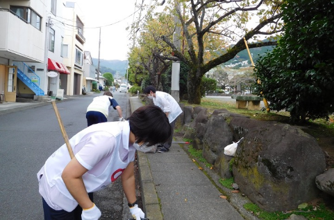 清掃活動の様子